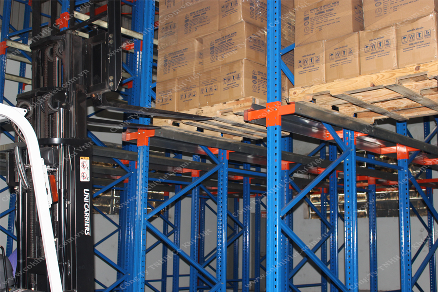 Drive In Rack Forklift Drive-in Racking System in Hai Son Industrial