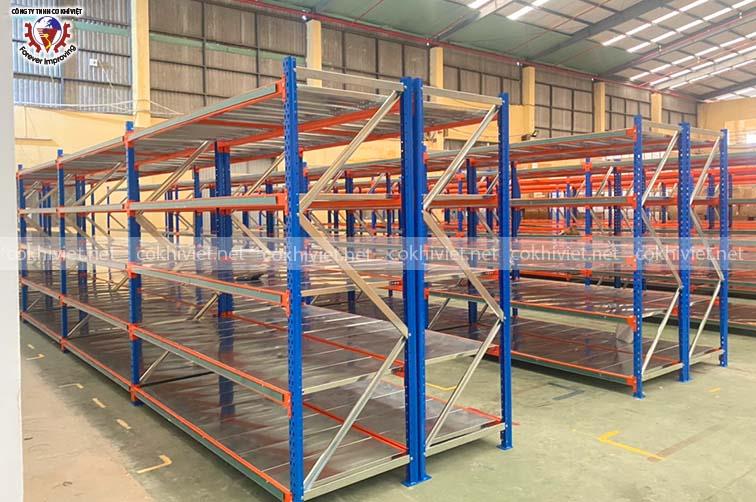 Medium Weight Racking 02